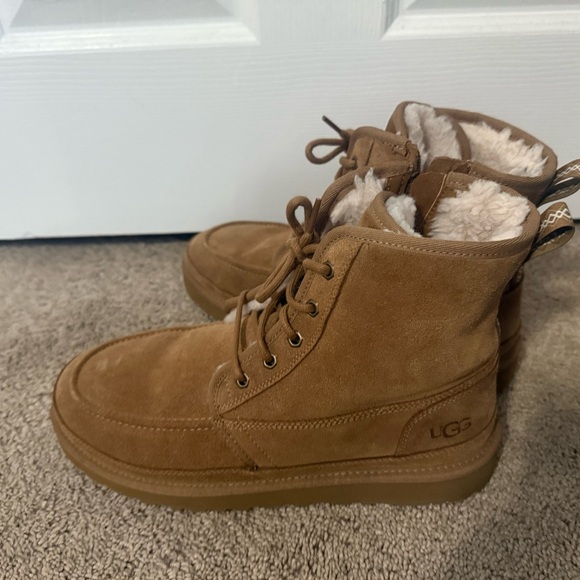 Ugg moc toe boots nuemel - Picture 3 of 5